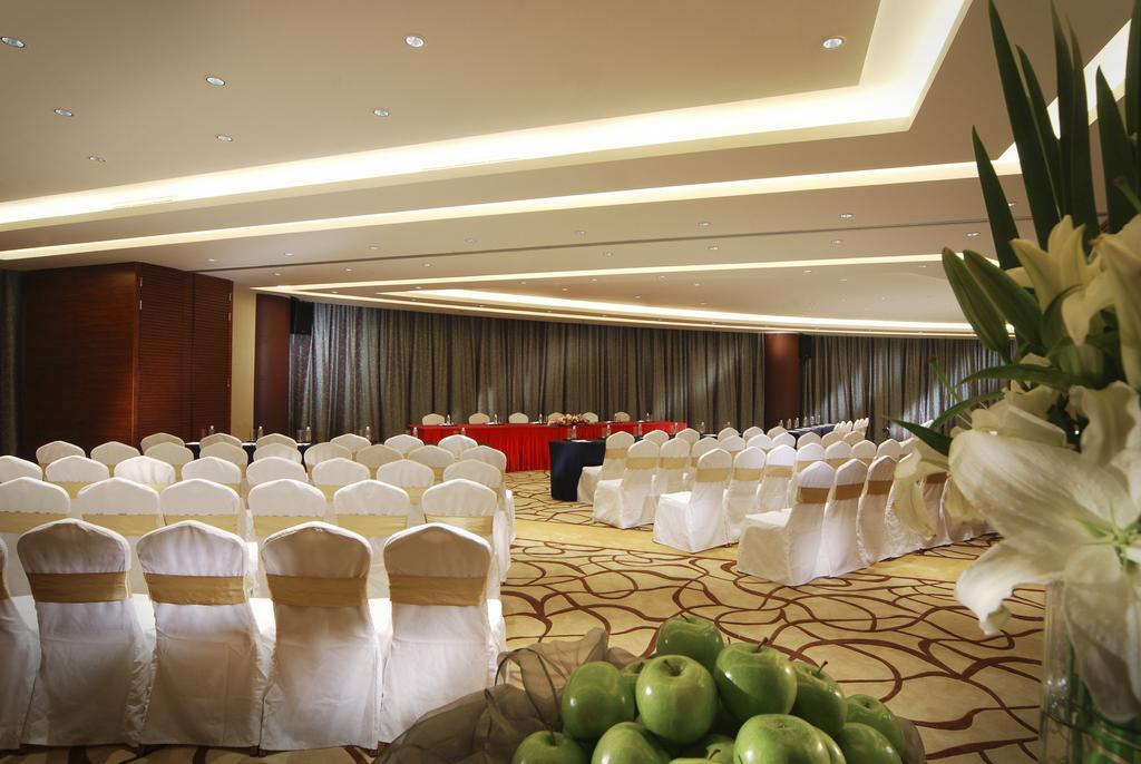 Howard Johnson Caida Plaza Shanghai Exterior foto